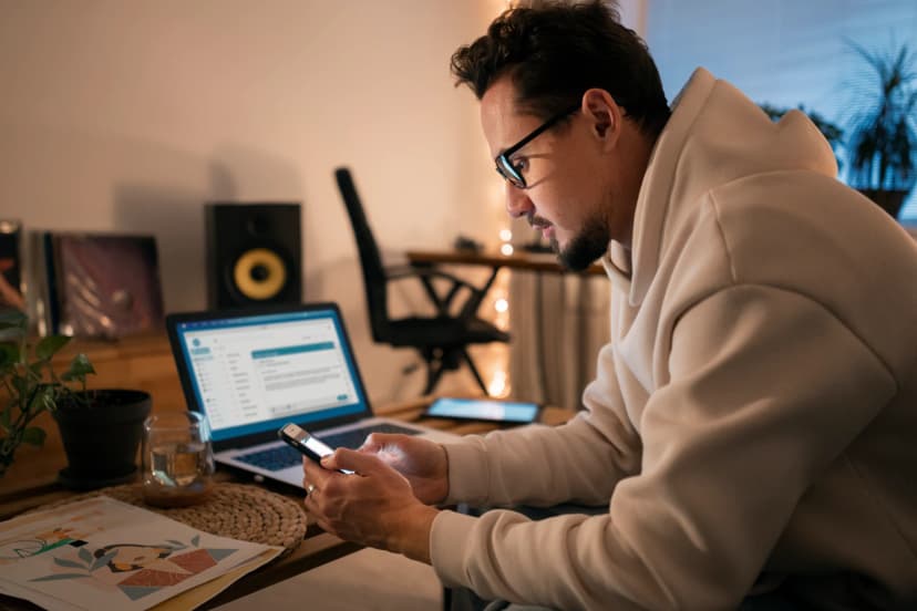 Imposto de Renda para Infoprodutores 2026: Como Declarar Hotmart, Kiwify e Monetizze